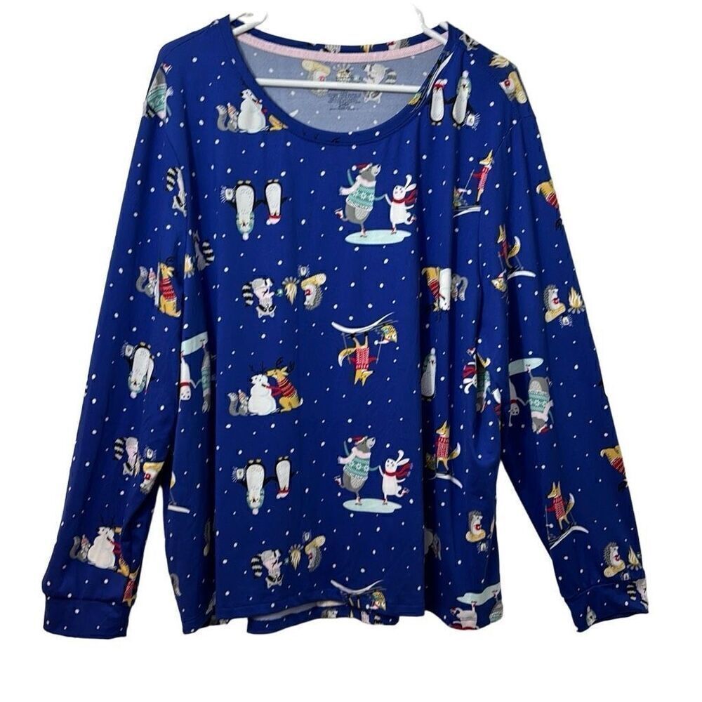 Secret Treasures winter fun print on blue soft pajama top XL